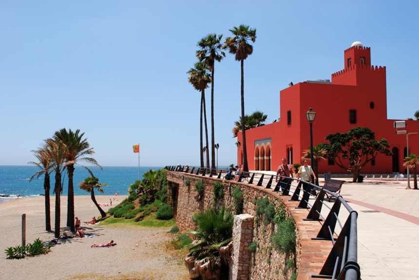 A Step From The Ocean!!! Benalmádena